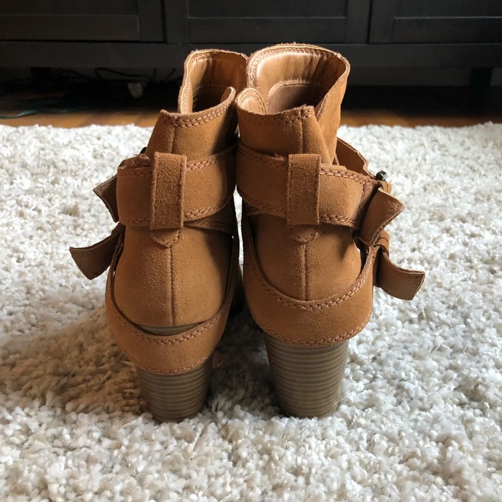 Target Heeled Booties - Picture 4 of 6